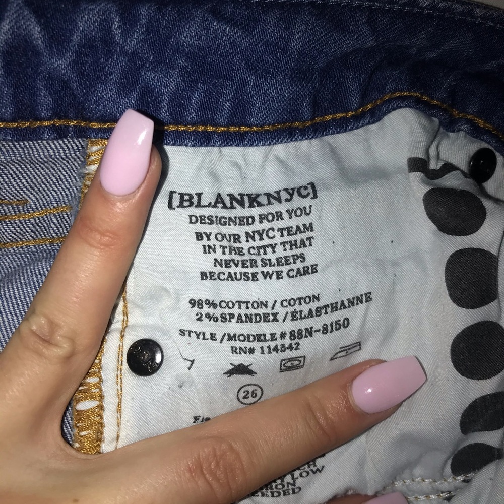 Blank NYC “Tomboy” Jean Shorts - Picture 6 of 6